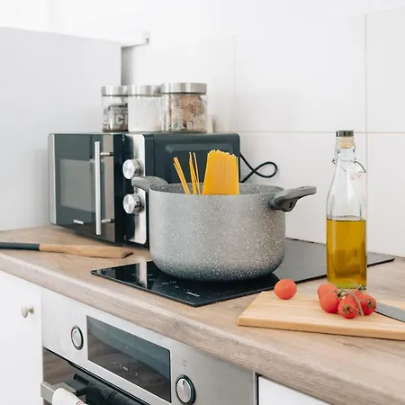 Apartamento 5 Min To Citycenter - House & Garden - Netflix, Playstation & Wifi Sofía